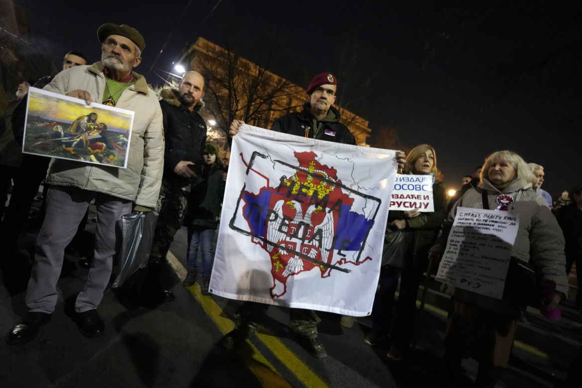 Putin chce przejąć władzę w Serbii? Prorosyjskie ataki w Belgradzie