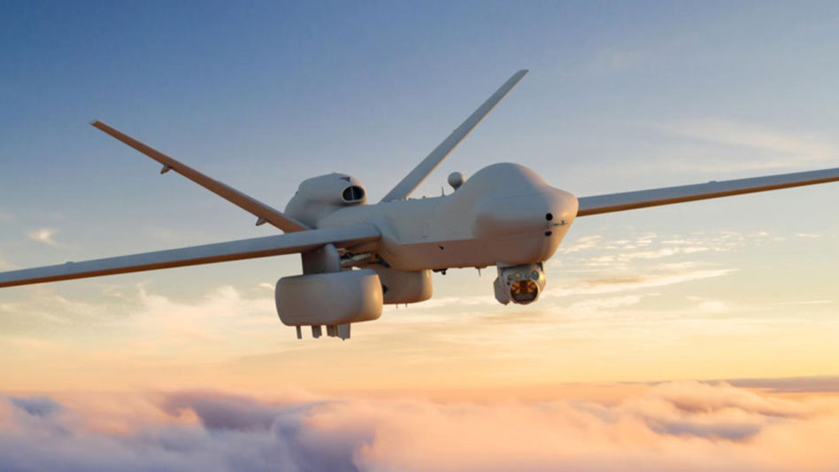 MQ-9B SkyGuardian z zasobnikami SIGINT/ELINT