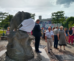 Rafał Trzaskowski w Świętokrzyskiem: Tłumy w Kielcach, incydent z KSIĘDZEM w Busku!	