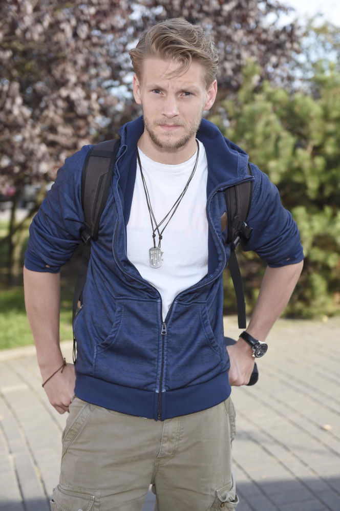 Sebastian Fabijański przeszedł ogromną metamorfozę. Kiedyś twardziel, dziś podbija taneczny parkiet