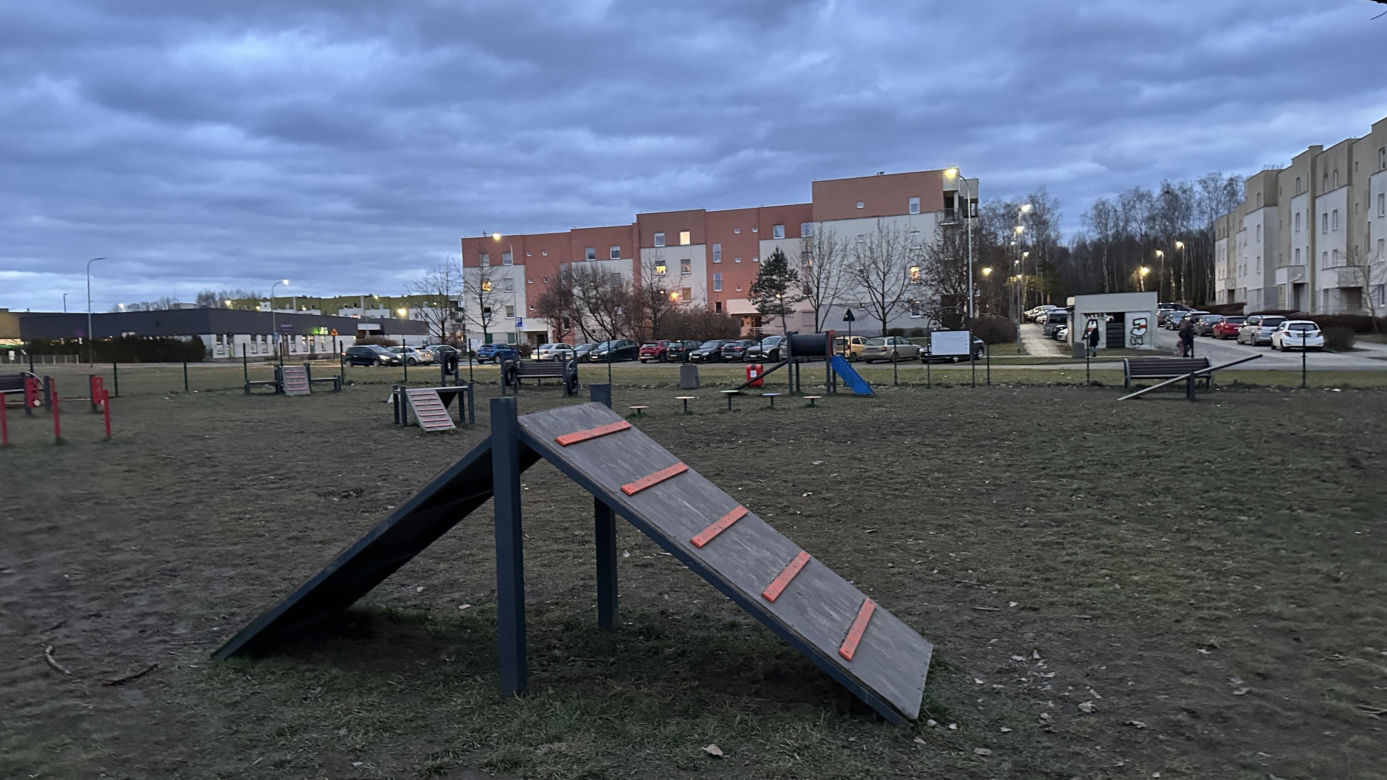 Psi park na ul. Opolczyka w Łodzi