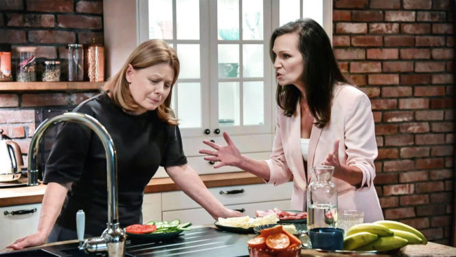 Pierwsza miłość, odcinek 4126: Izabela uwięzi Teresę w piwnicy. Nie dopuści, żeby narażała je obie na odkrycie przekrętu ze śmiercią - ZWIASTUN