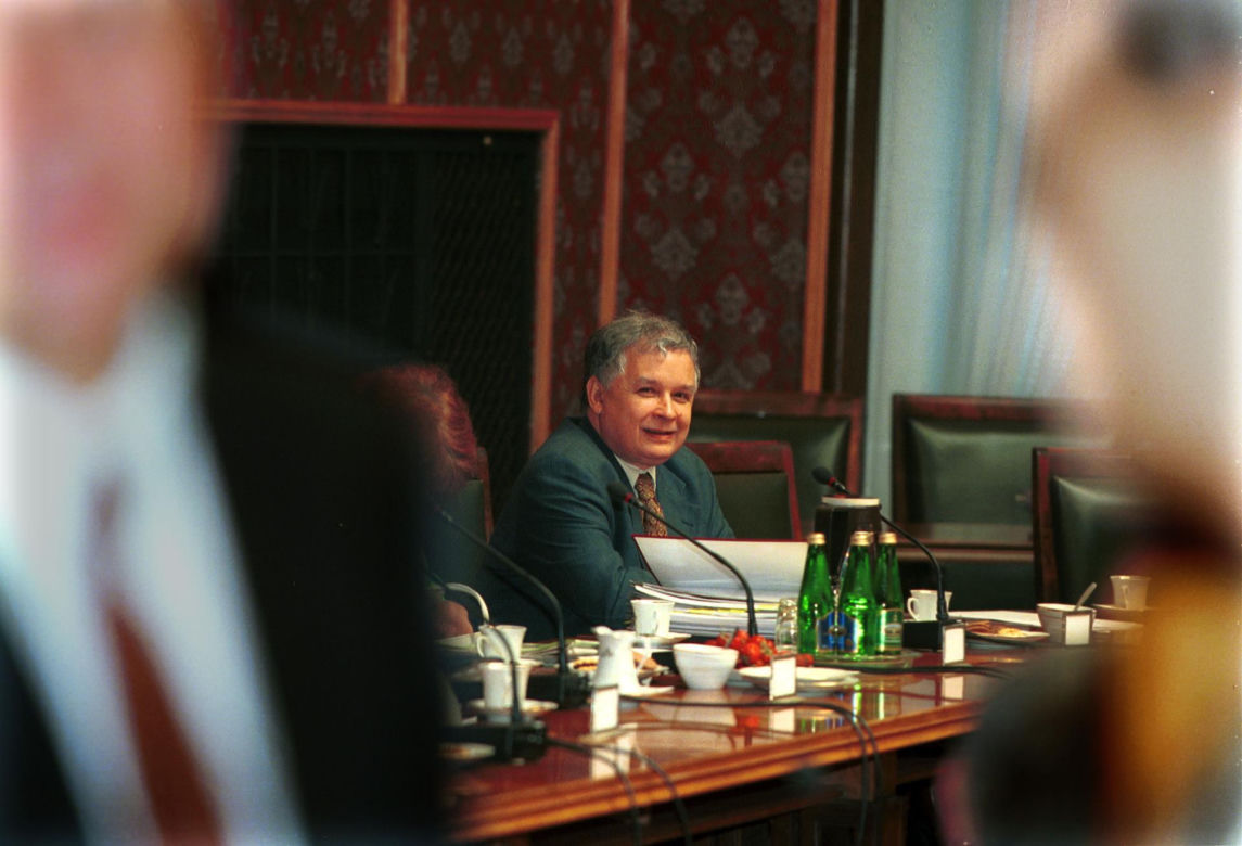 AI wybrała 5 najlepszych polityków w Polsce ostatnich 30 lat!