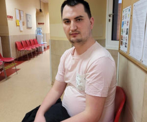 Choruje od dziecka, ale co roku znajduje siły by zbierać pieniądze na WOŚP. „Widzę, jak ważna jest ta pomoc”