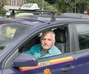 Absurd na Trasie AK