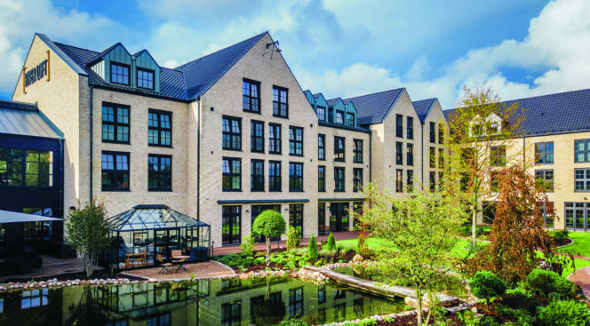 River Loft Hotel w Niemczech piękny budynek