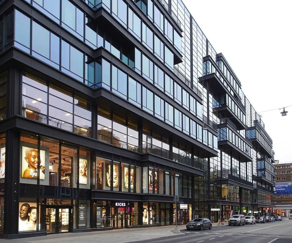 Szwedzki gigant inwestuje miliardy w polskie magazyny