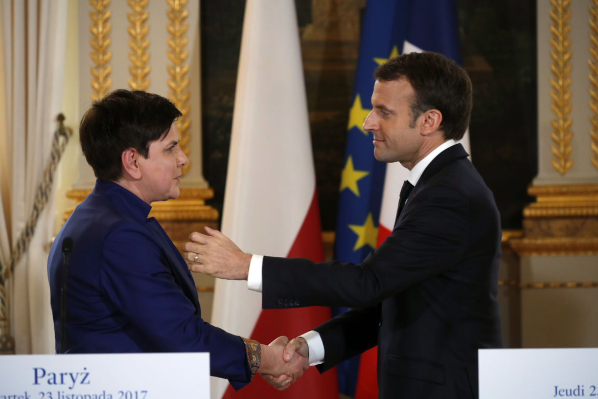 SZYDŁO W PARYŻU, RZĄD NA NOWOGRODZKIEJ - 1 PUBL.
