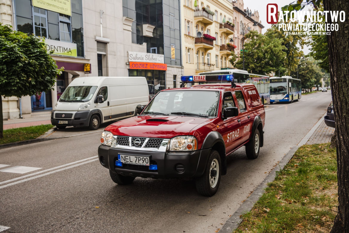 Wypadek w centrum Ełku. Poszkodowana kobieta i dziecko [ZDJĘCIA]
