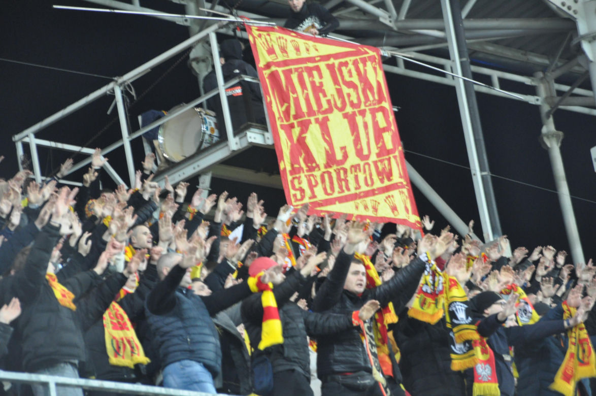 Korona Kielce - ŁKS Łódź. Zdjęcia kibiców na Suzuki Arenie