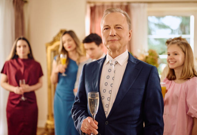 Na Wspólnej, odcinek 4174: Prowokacja Kaliny w dniu ślubu kończy się dramatycznym upadkiem ze schodów - ZDJĘCIA