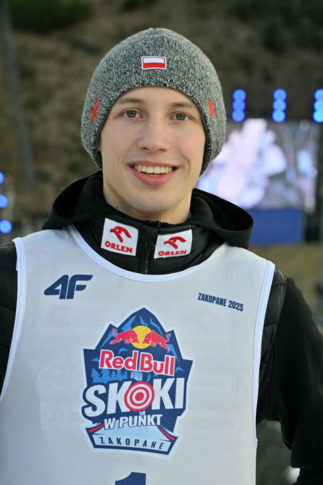 Utalentowany polski skoczek, Kacper Tomasiak