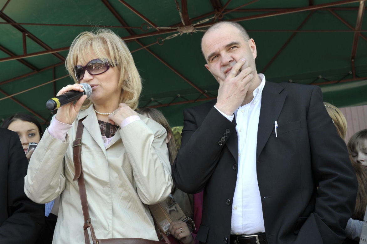 Tak zmienił się kościół z kultowego Rancza. Aktorzy zbierali na remont