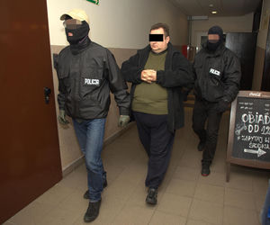 Prowadził dom pomocy jak z horroru. 12 pensjonariuszy nie żyje. „ Chyba nikt nie chciałby mieć tego na sumieniu”