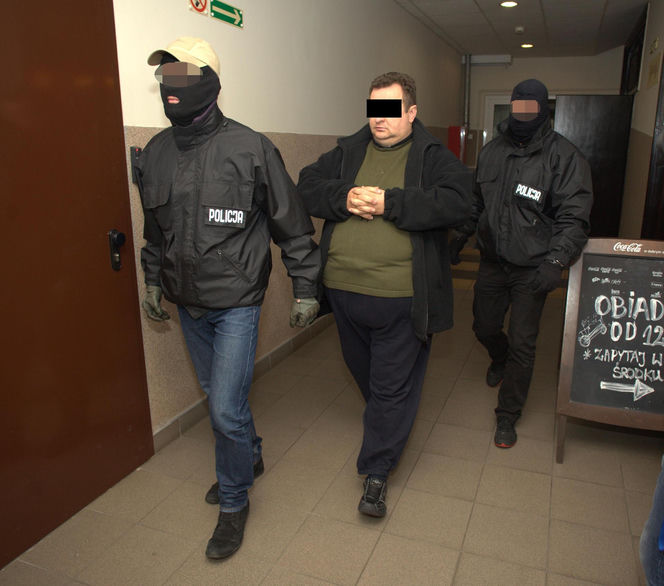 Prowadził dom pomocy jak z horroru. 12 pensjonariuszy nie żyje. „ Chyba nikt nie chciałby mieć tego na sumieniu”