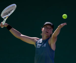 WTA Stuttgart PREMIE: Ile zarobiła Iga Świątek? Walczy o nagrody pieniężne i porsche!