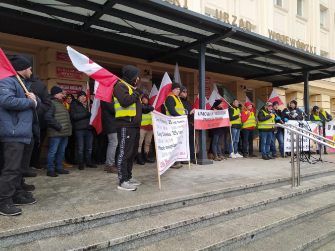 Protest rolników w Rzeszowie. „Będziemy tracić z roku na rok”