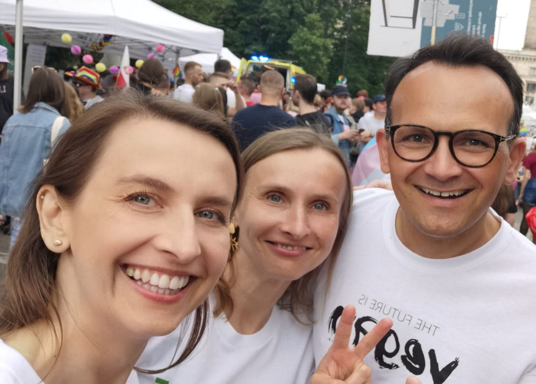 Sylwia Spurek z siostrą Anną