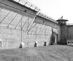 15 lat więzienia grozi mężczyźnie spod Opola, który miał molestować niepełnoletnie dziewczynki