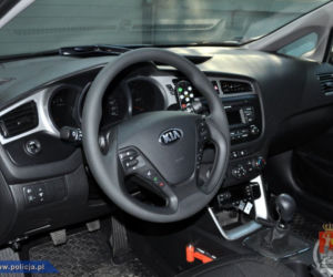 radiowóz Kia cee'd