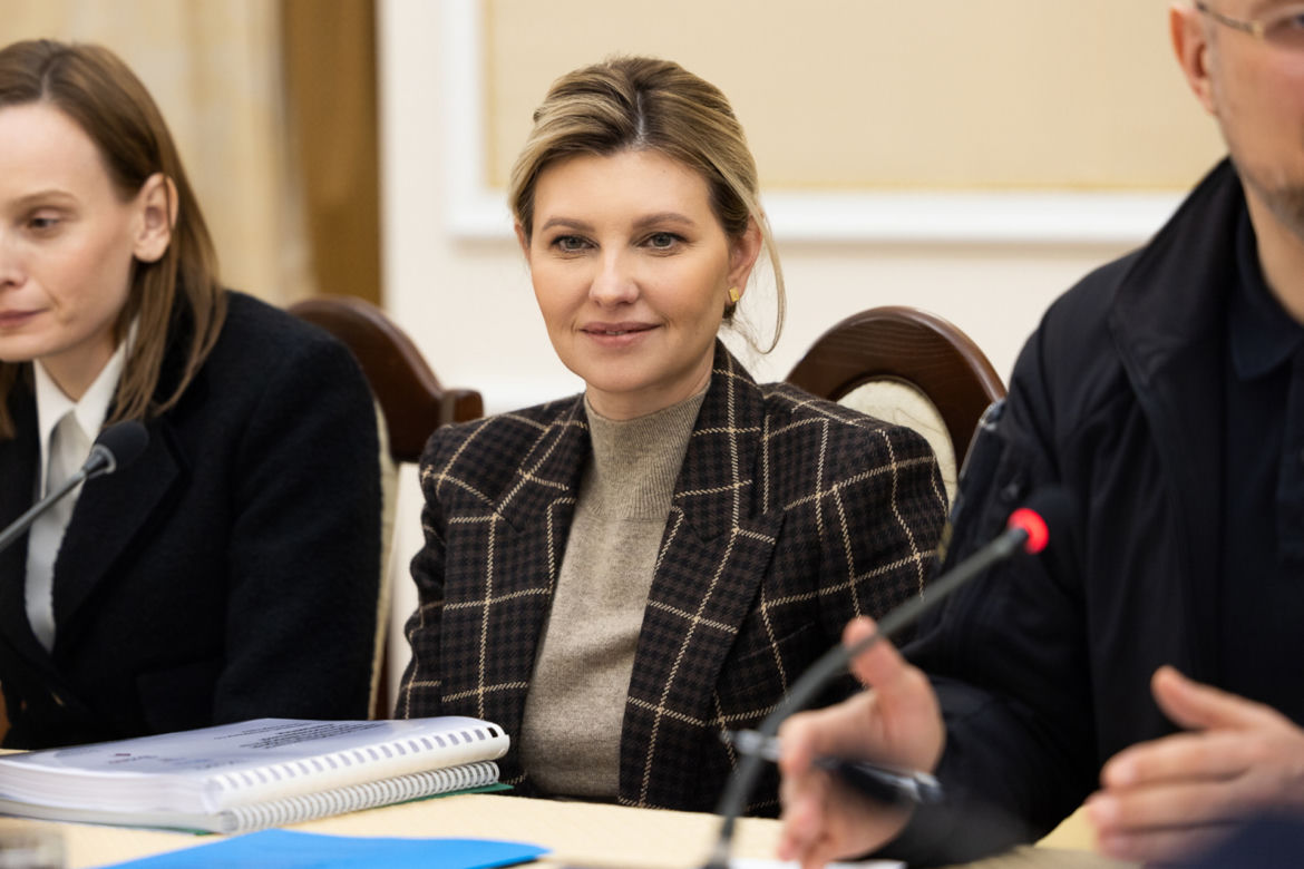 Agata Duda i Ołena Zełenska. Projektant mody ocenił ich styl