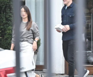 Marcin Mroczek z dziewczyną w cukierni