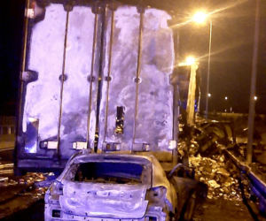 Wypadek na A1 pod Świeciem! Dwa pojazdy stanęły w płomieniach. Jedna osoba nie żyje