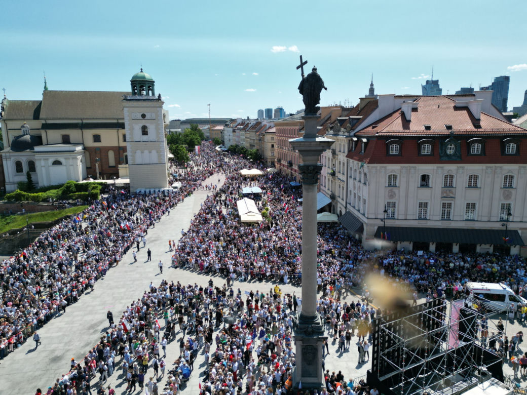 Marsz 4 czerwca w Warszawie - tłumy na ulicach stolicy!