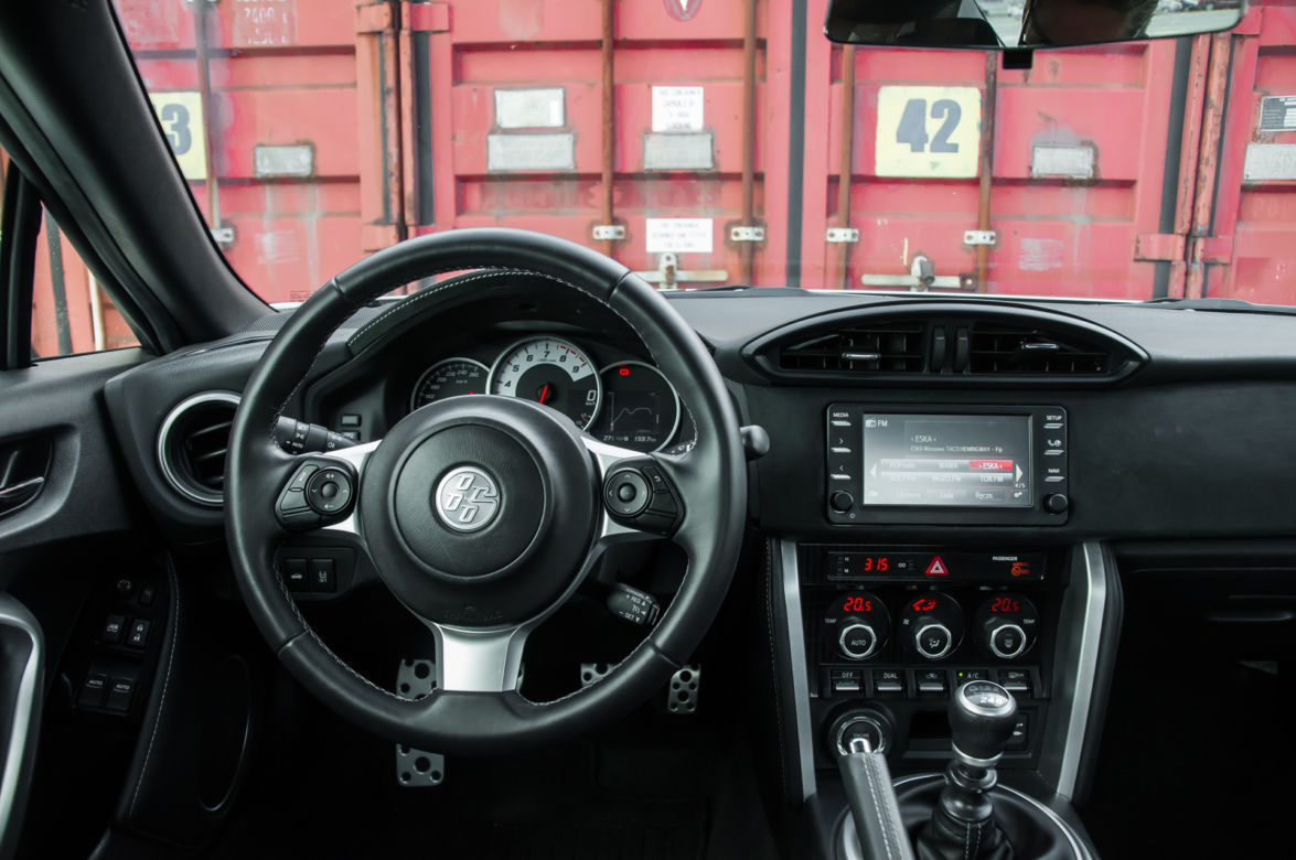 Toyota GT86 2.0 Boxer 200 KM 6MT 
