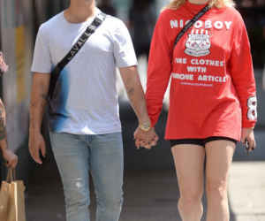 Joe Jonas i jego dwie miłości: Sophie Turner i... hulajnoga