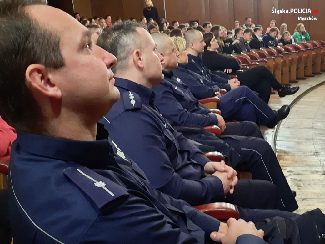 Anna Maria Wesołowska jest nie do poznania. Co oni jej zrobili?! Aż trudno uwierzyć