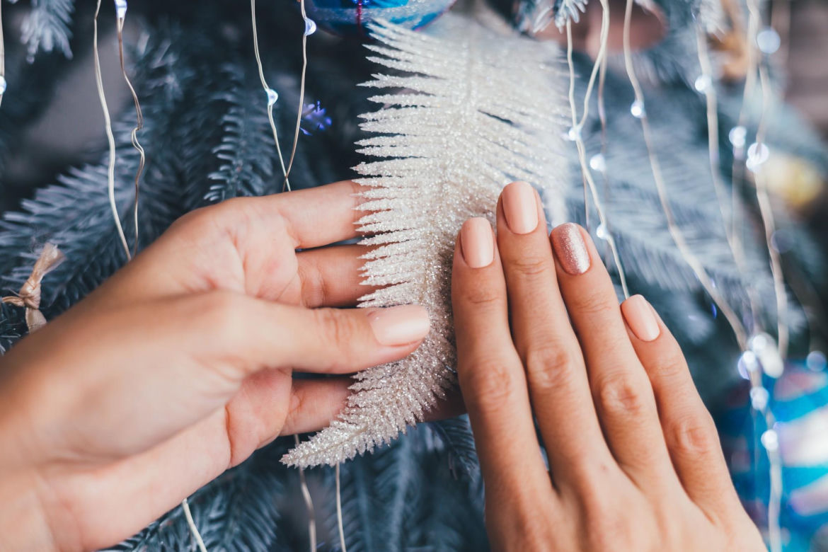 Świąteczny manicure