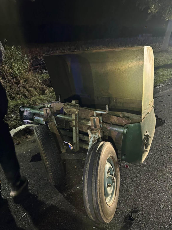 Poważny wypadek na Dolnym Śląsku! Samochody zderzyły się z ciągnikiem, są ranni