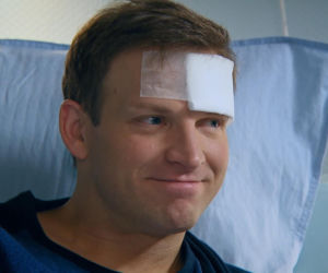 Barwy szczęścia, odcinek 3316: Uwolniony Łukasz wydobrzeje w szpitalu! Jego koszmar z więzieniem przez wariatkę Agnieszkę wreszcie się skończy