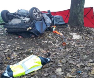 Dwie osoby nie żyją. Tragedia na drodze w pow. kościańskim