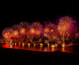 Ras Al Khaimah z nowym rekordem Guinnessa! Takim pokazem fajerwerków i dronów powitali nowy rok [ZDJĘCIA]