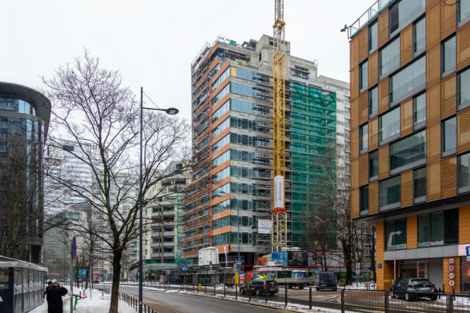 Apartamentowiec Flare przy Grzybowskiej 6A w Warszawie