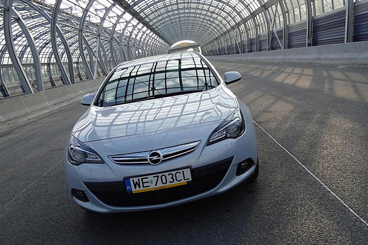 Opel Astra GTC