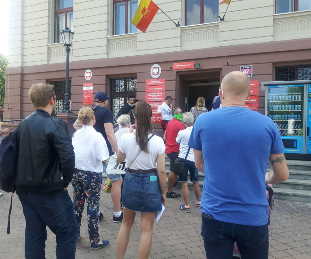 Potrzebujesz zaświadczenia o prawie do głosowania? Przed II turą wyborów łódzkie urzędy czynne do wieczora!