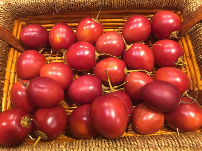 Ten egzotyczny owoc przywędrował z Ameryki Południowej. Wspiera odporność, a do tego ma niski indeks glikemiczny