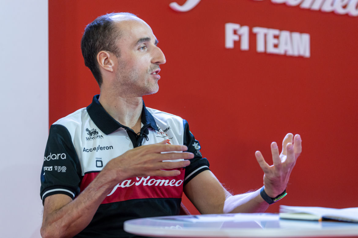 Robert Kubica: Ściganie się jest jak nałóg 