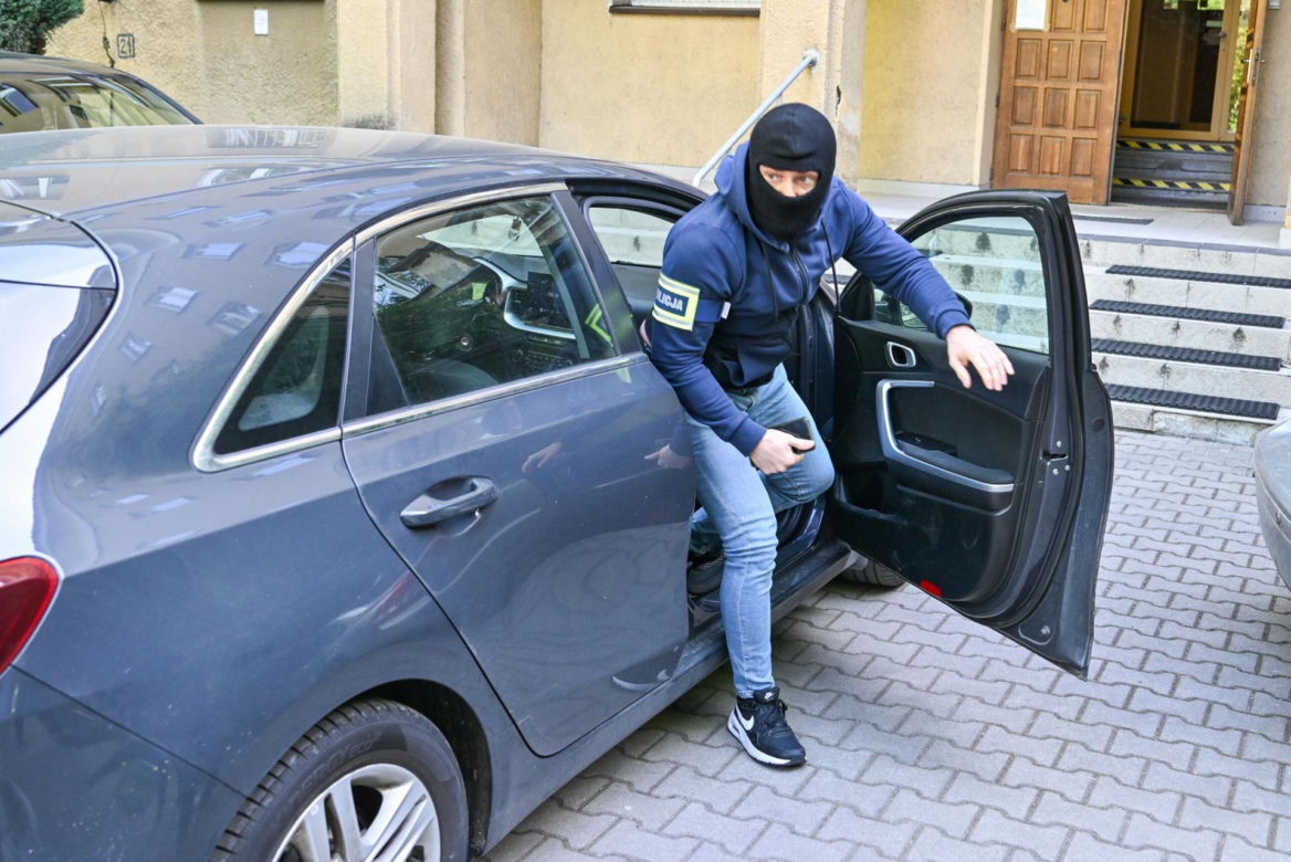 Zabójstwo lekarza w Krakowie. 35-latek doprowadzony do prokuratury