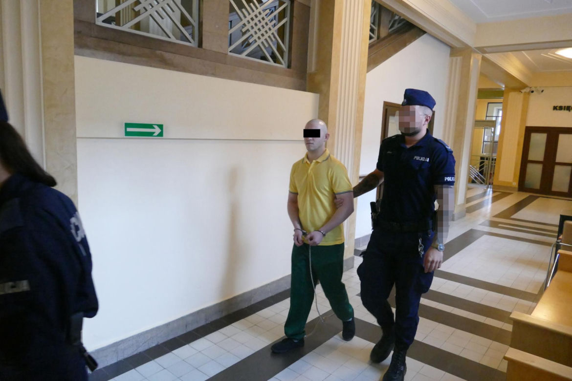 Dawid przeżył horror. Bandyci porwali go z ulicy, wywieźli z miasta, rozebrali do naga i połamali ręce