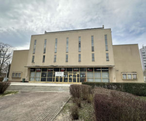 Ostrów. Komeda po przetargu. Jest kupiec na dawne kino?