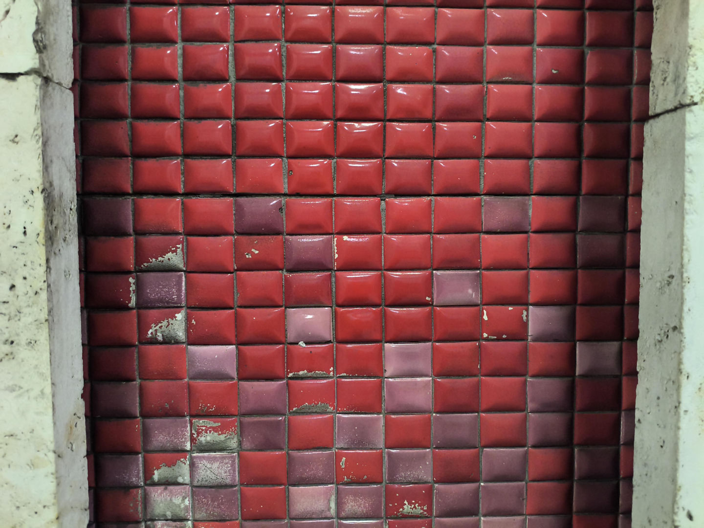 Mozaiki Wojciecha Fangora na dworcu Warszawa Śródmieście