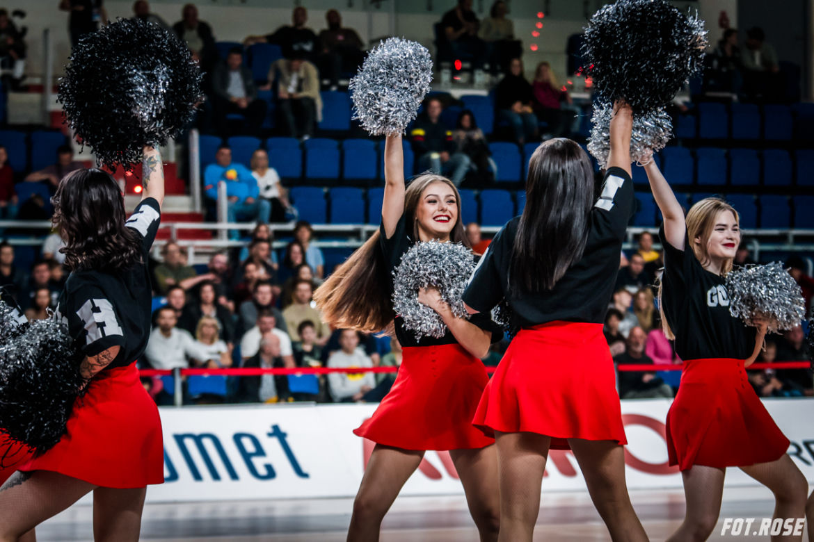 Twarde Pierniki Toruń - Trefl Sopot, zdjęcia z inauguracyjnego sezon 2022/23 meczu w Arenie Toruń