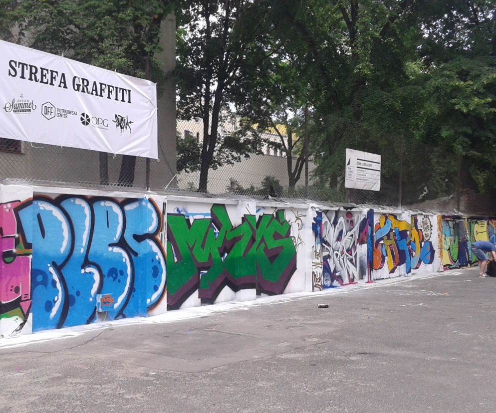 Legalna ściana graffiti na Off Piotrkowska Center