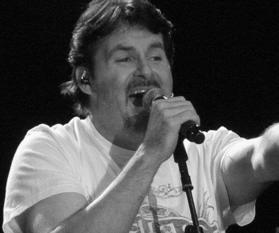 Nie żyje wieloletni wokalista Boston. Tommy DeCarlo miał 60 lat