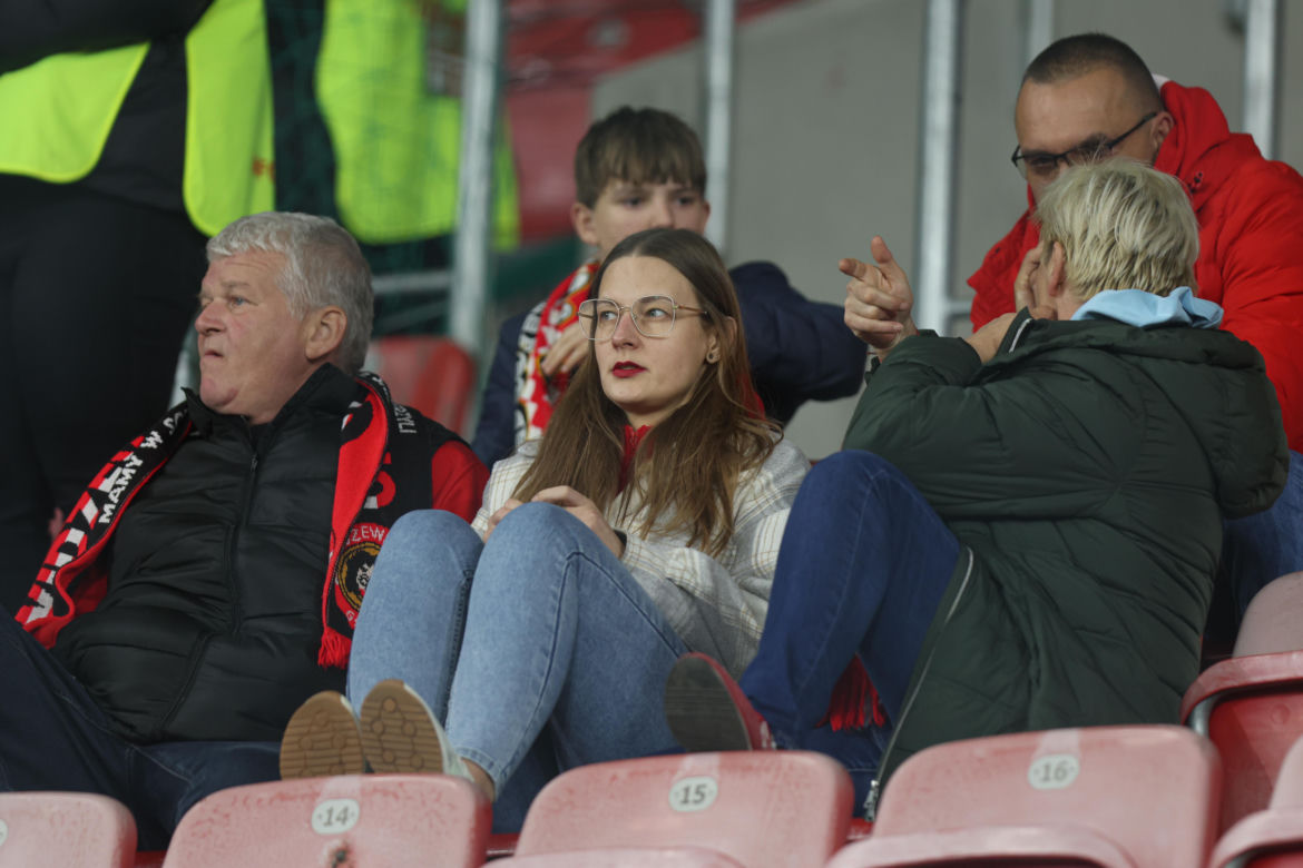 Widzew Łódź - Górnik Zabrze: Zdjęcia kibiców i zawodników z klasyku w ramach 12. kolejki PKO BP Ekstraklasy