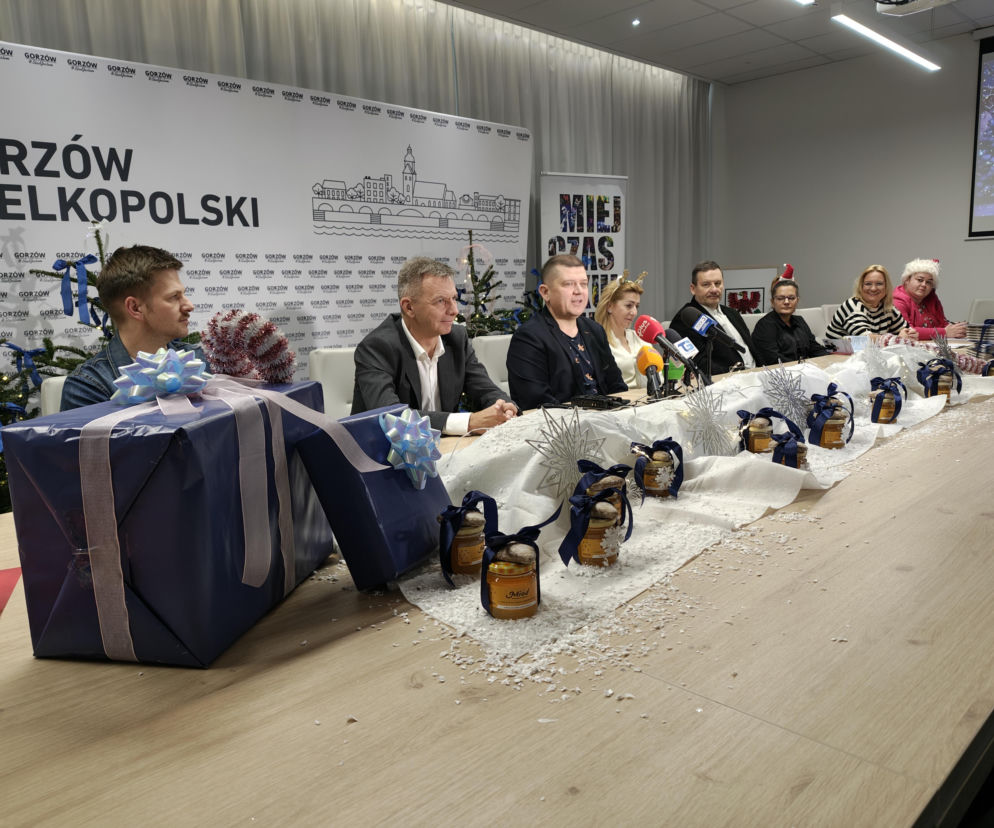 Świąteczne lodowisko w centrum Gorzowa